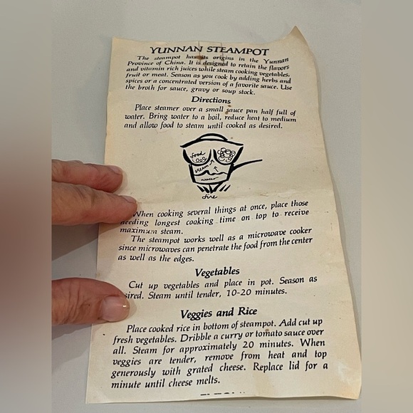 Basin Creek Pottery, 2 quart casserole with lid. Handmade hand painted cottage - Picture 4 of 6